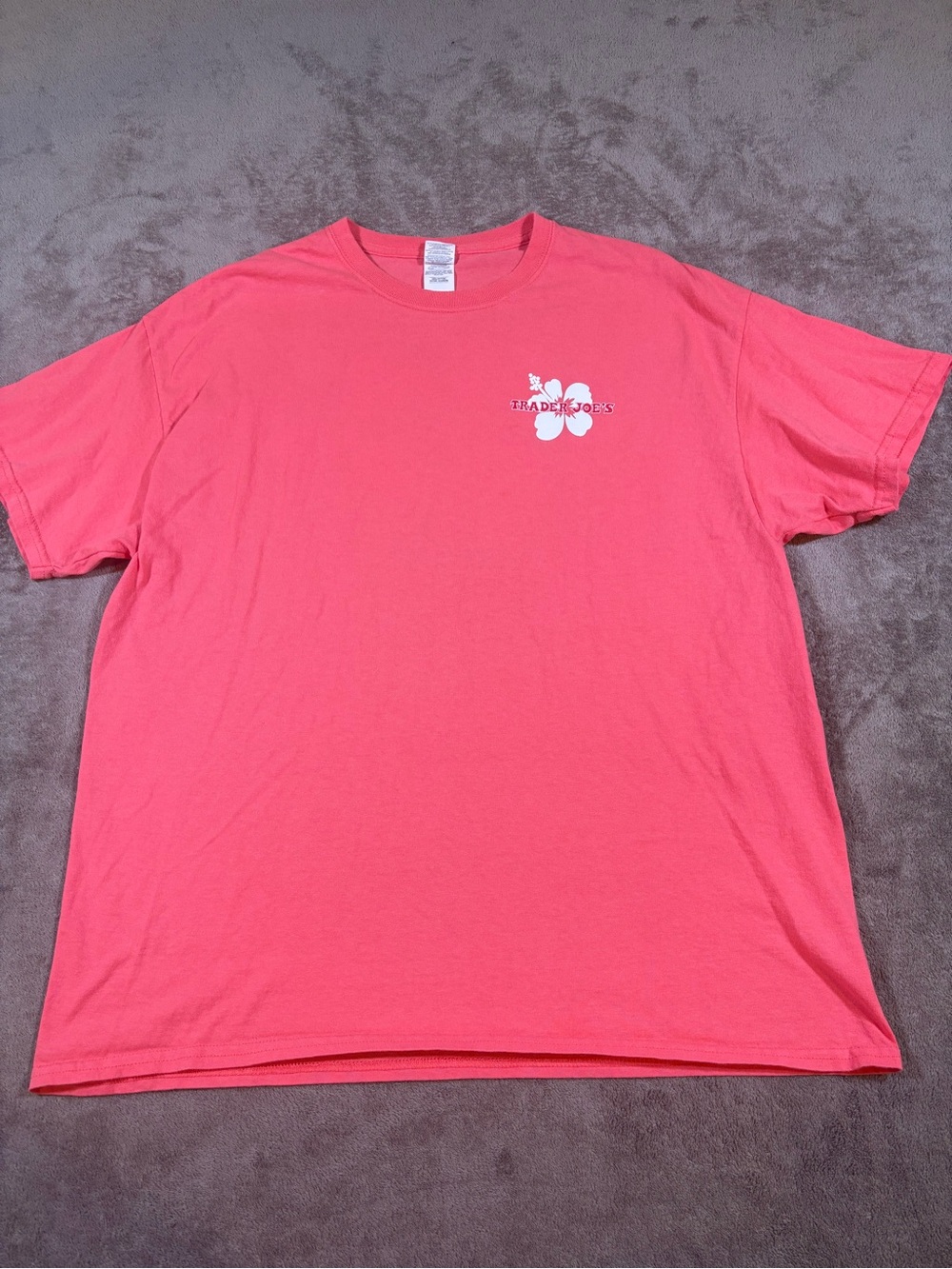 Trader Joe’s Gildan Pink Short-Sleeve Crewneck T-Shirt White Floral Size XL
